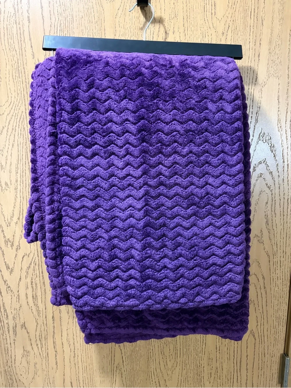 Purple Textured Plush Throw Blanket Soft Zigzag Chevron Fleece Cozy Home Decor